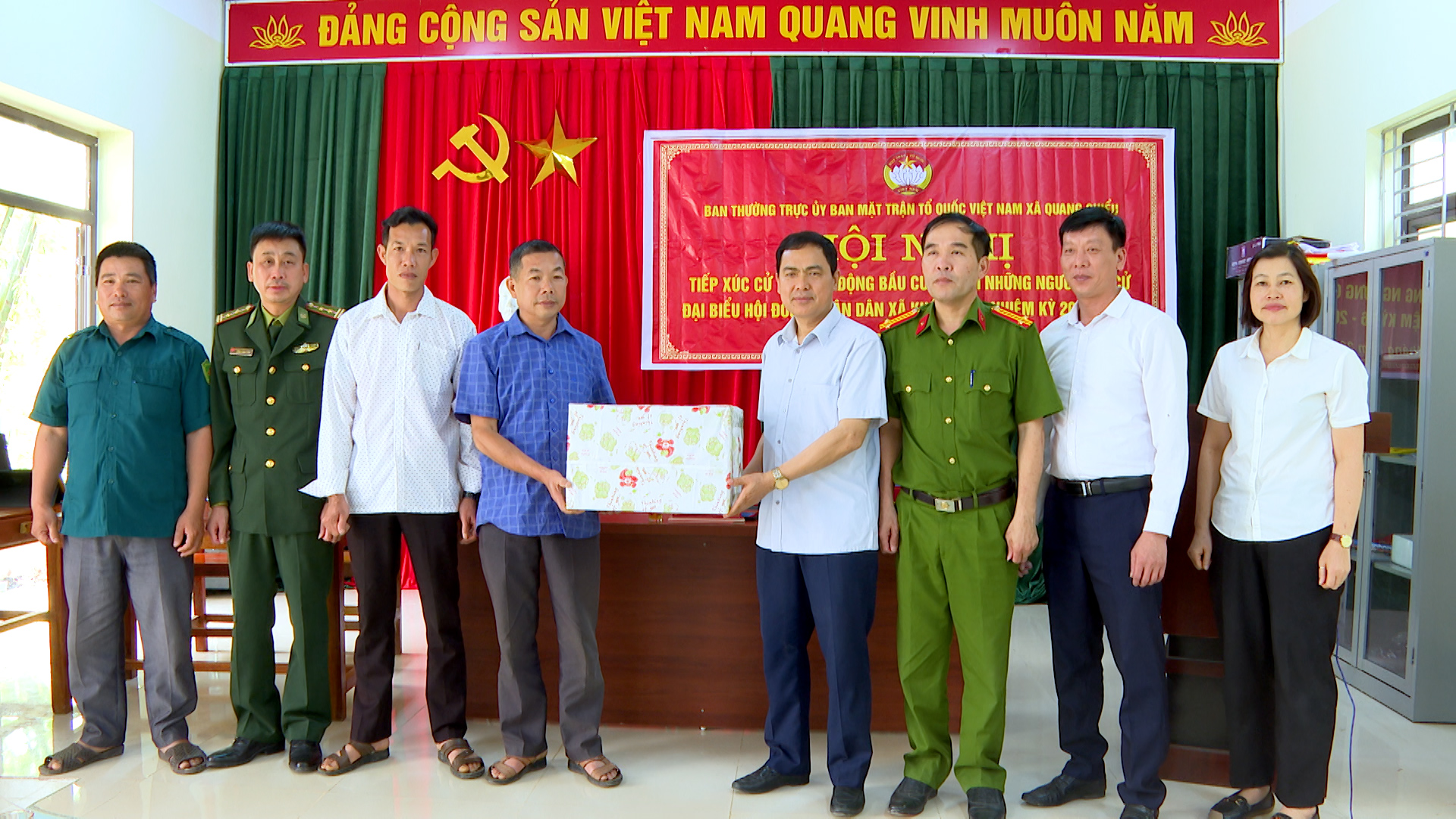 Anh-tin-bai